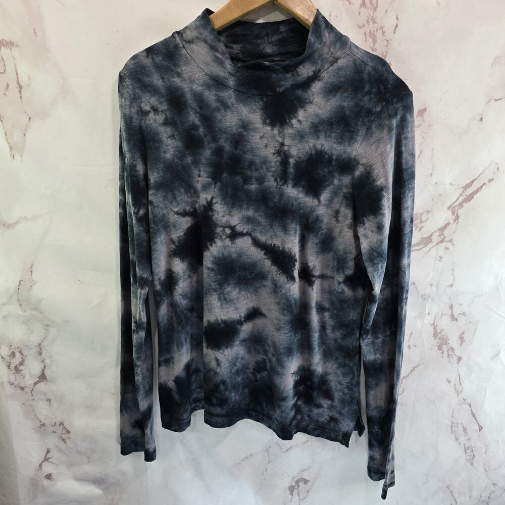 Anthropologie T Shirt Womens Medium Blue Tie Dye Turtleneck Long Sanctuary Tee